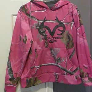 Pink camo realtree hoodie